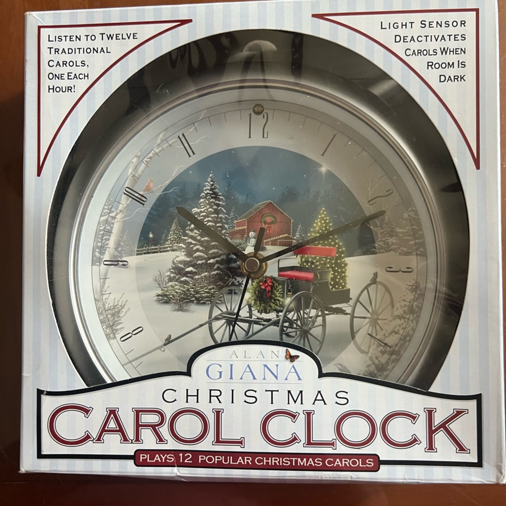 Christmas-Winter Scene Wall Clock Plays 12 Christmas Carols, 1 per hour EUC - Picture 3 of 8